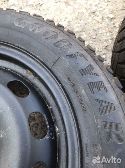 Колёса Форд Фокус-2 R15 зимние