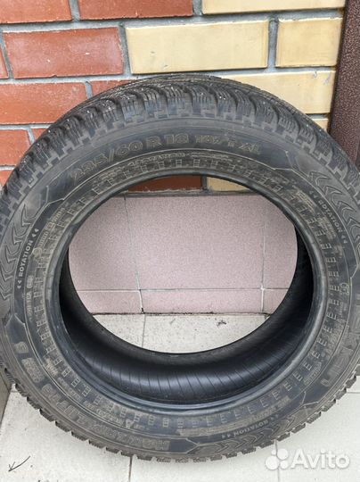 Nokian Tyres Hakkapeliitta 5 18/60 R18