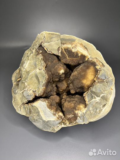 Конкреция кальцитовая