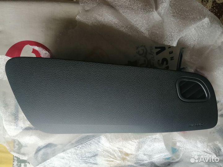 Крышка подушки безопасности пассажира VW Polo