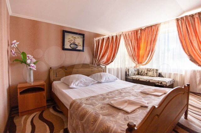 Комната 20 м² в 2-к., 1/2 эт.