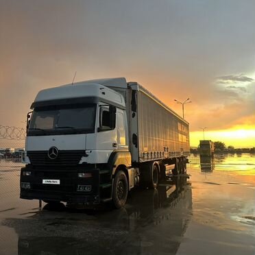 Седельный тягач Mercedes-Benz Axor, 2002