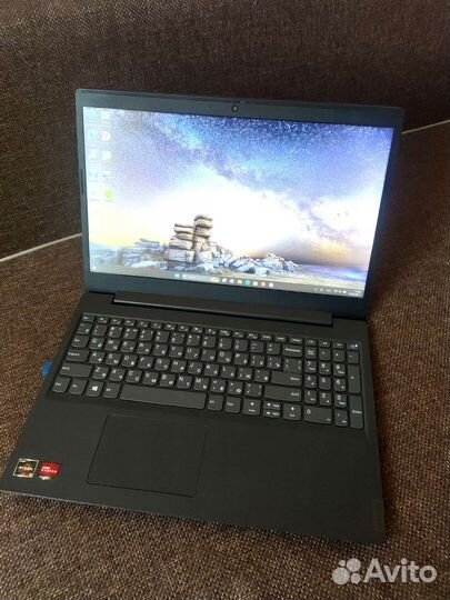 Lenovo IdeaPad V155 AMD Ryzen5/8Gb/256 SSD