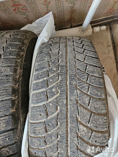 Gislaved Nord Frost 5 225/65 R17 102T