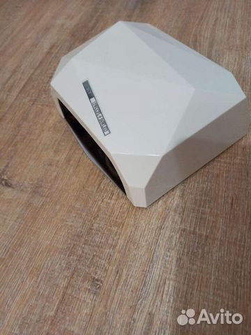 Новая лампа для маникюра