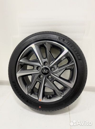 R17 Michelin Primacy 4 225/45, PCD 5x114.3 DIA 67.1