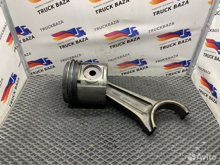 Поршень двс Renault Magnum