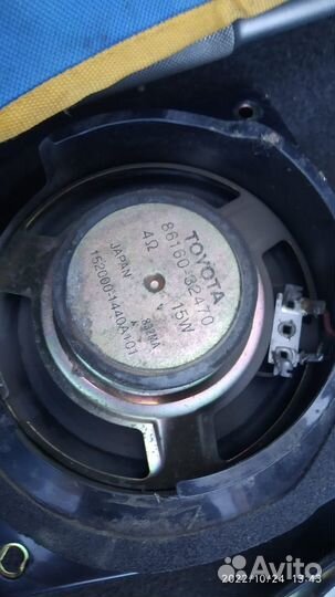 Штатные динамики Toyota camry