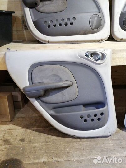 К-кт обшивки двери Chrysler PT Cruiser