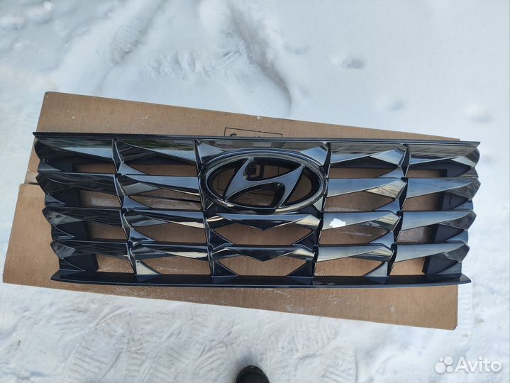 Решетка радиатора Hyundai Tucson 4 NX4 2020-Нв