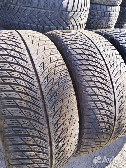 Michelin Alpin 5 275/35 R19 и 245/40 R19