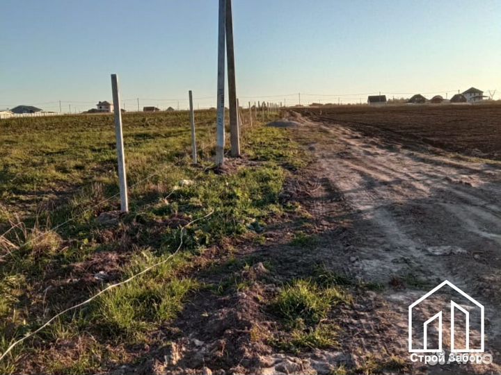 Для забора из сетки Рабица столб