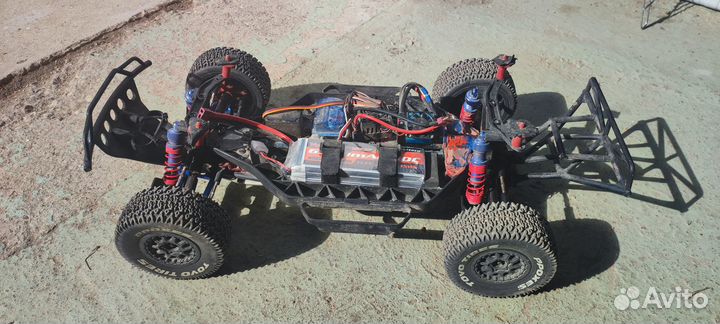 Радиоуправляемая модель Remo Hobby 9Emu