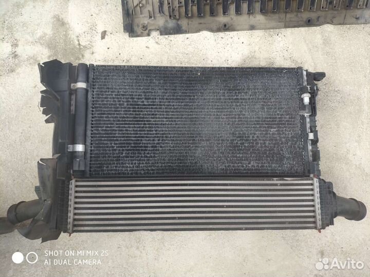 Кассета радиаторов на Ауди а4 б8