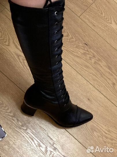 Сапоги весна - осень женские 35-36 размер