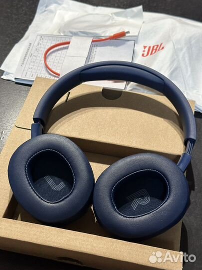 Новые наушники JBL tune 720BT