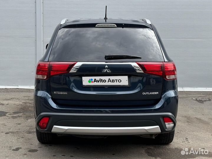 Mitsubishi Outlander 2.0 CVT, 2016, 138 777 км