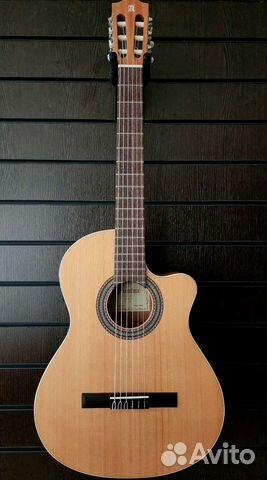 Классическая со звукоснимателем, Alhambra (новая)