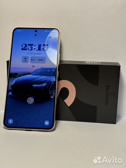 Samsung Galaxy S22, 8/128 ГБ