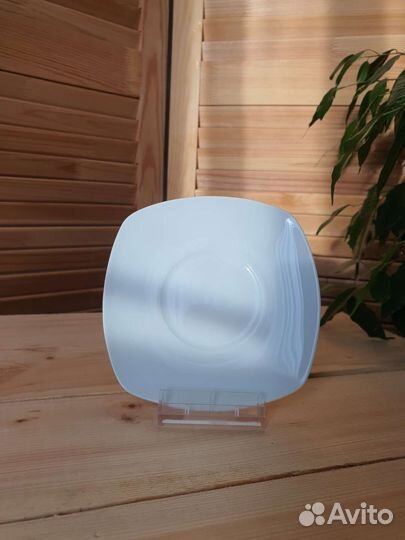 Блюдце квадратное