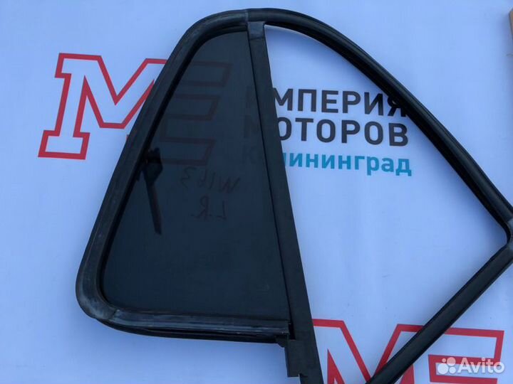 Форточка двери задняя левая Mercedes M-Class W163