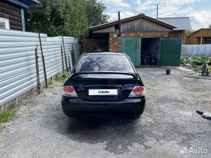 Mitsubishi Lancer, 2004