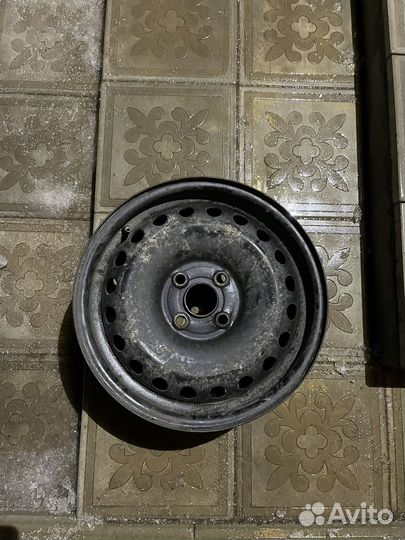 Диск штамповка r15 4x100