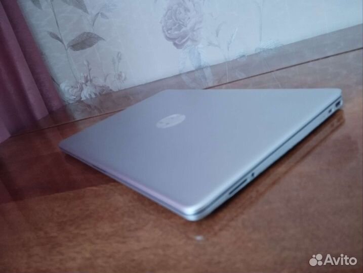 Ноутбук hp