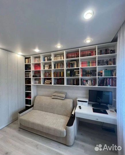 Угловой шкаф