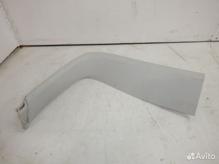 Обшивка двери багажника Mercedes W166 ML