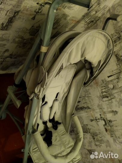 Прогулочная коляска трость