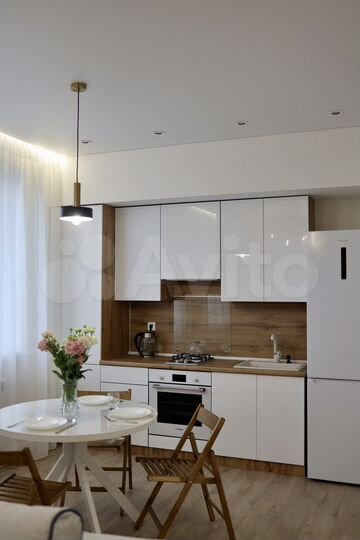 3-к. квартира, 80 м², 1/3 эт.
