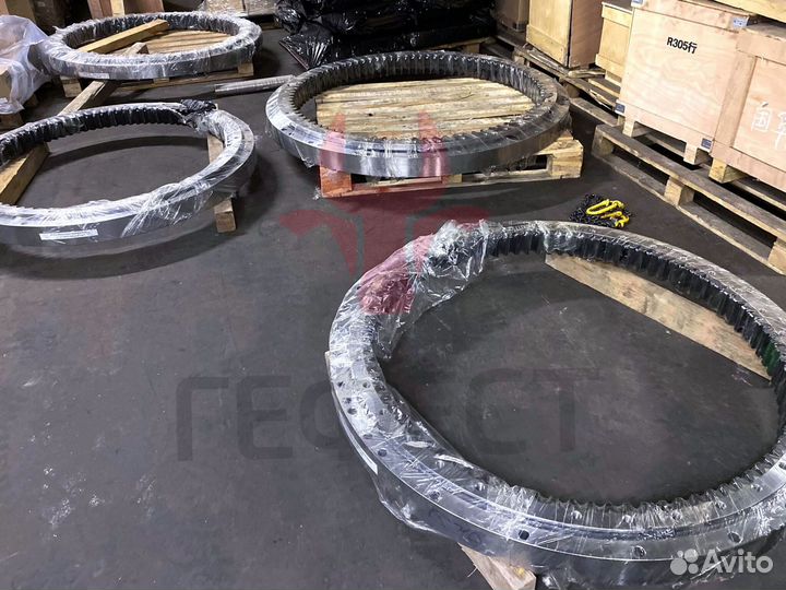 Поворотный круг Komatsu PC220LL-8 206-25-00301