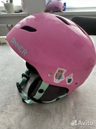 Горнолыжный шлем