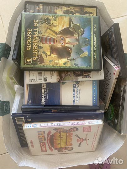 DVD и CD диски фильмы, музыка цена за всю сумку
