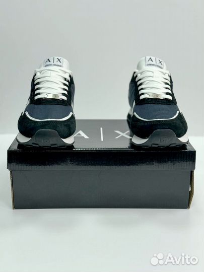 Кроссовки Armani комфортные