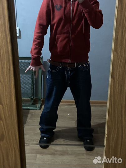 Джинсы true religion)