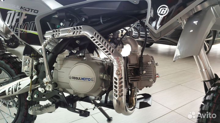Питбайк Regulmoto five EM 125 куб