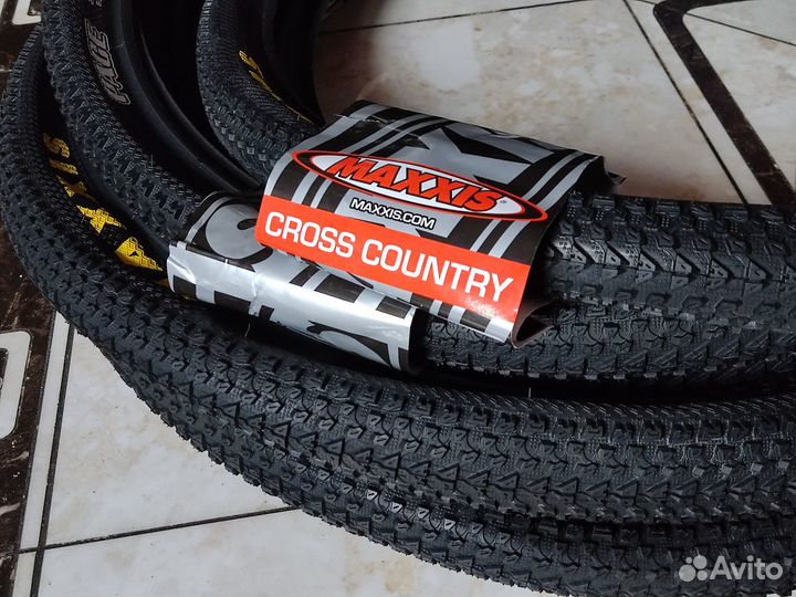 Покрышки 26x2.2 Continental Race King Folding