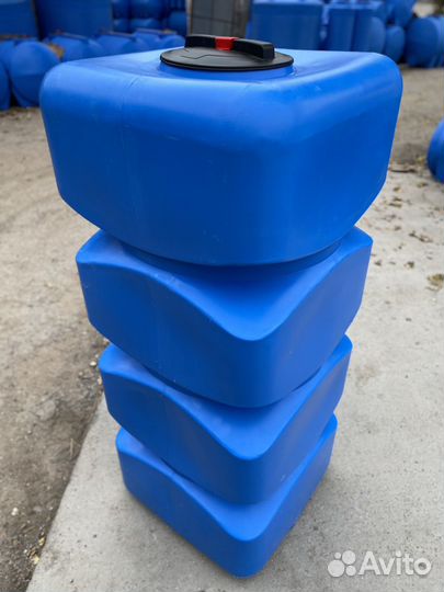 Емкость VK 1000 л вертикальная Гранд Пласт В-1910мм Д-780мм (д.г. 285 мм)