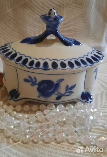 Конфетница, шкатулка 