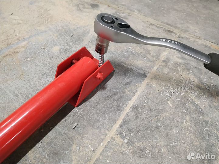 Парковочный барьер с установкой Vakila