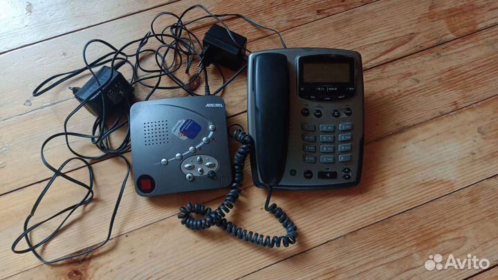 Стационарный телефон с приставкой автоответчика