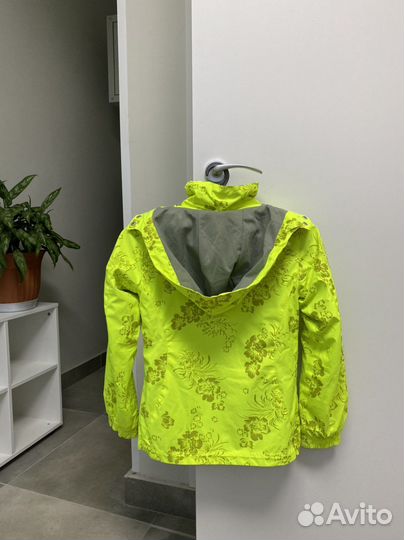 Куртка для девочки 140