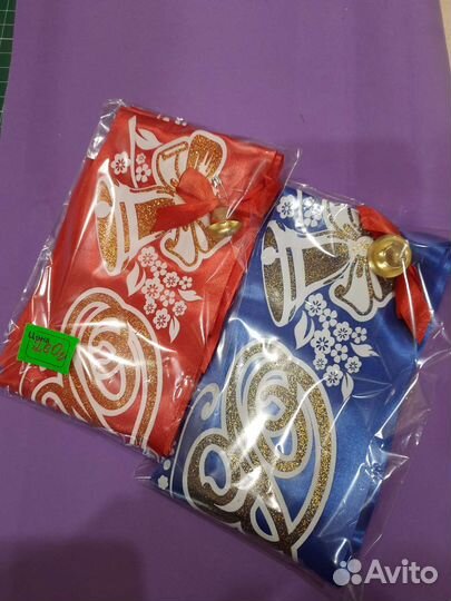 Медаль и значок выпускника,ленты выпускника