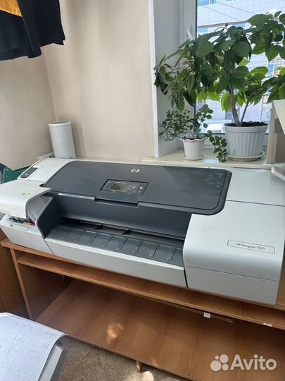 Широкоформатный принтер HP designjet t620