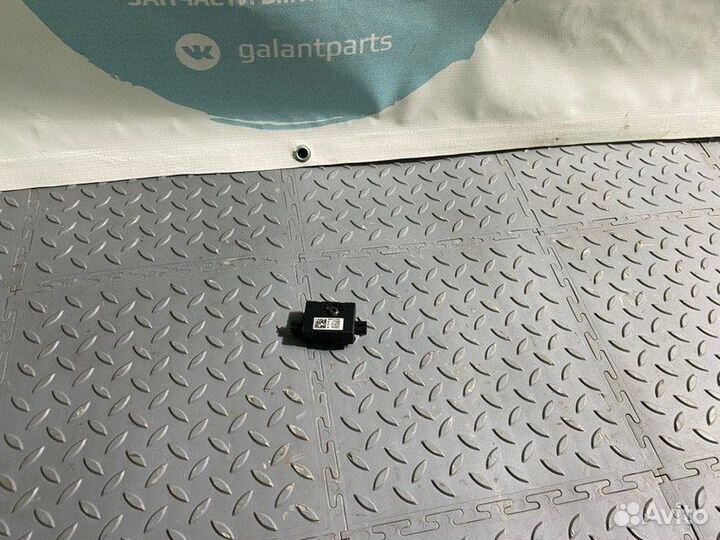 Помехоподавляющий фильтр Bmw X1 E84 N52B30 2011