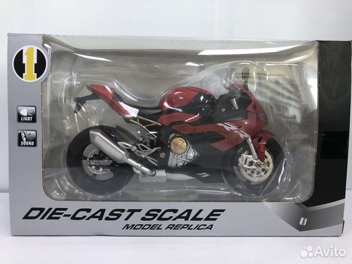 Honda 1000 RR (2017) 1:12