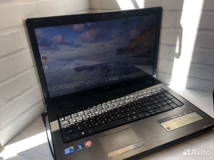 Большой производительный ноутбук Acer i5