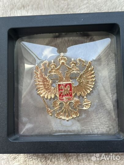 Брошь